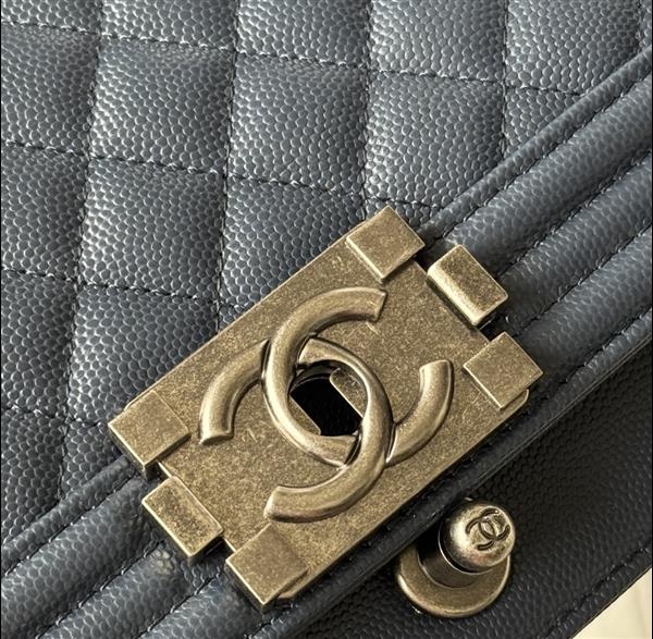 2026127214239547 700